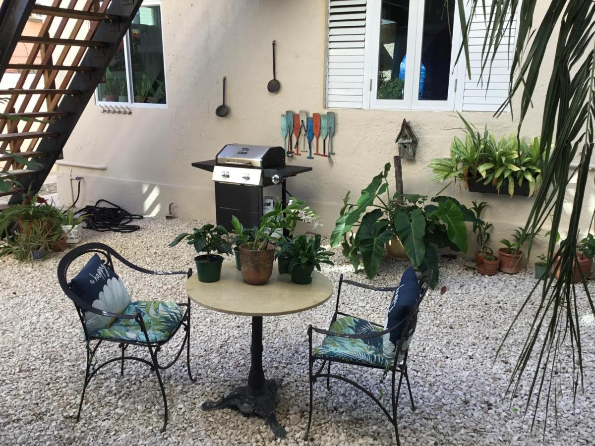 One Bedroom Apt 30 Steps From Prime Beach Generator Parking Included Σαν Χουάν Εξωτερικό φωτογραφία