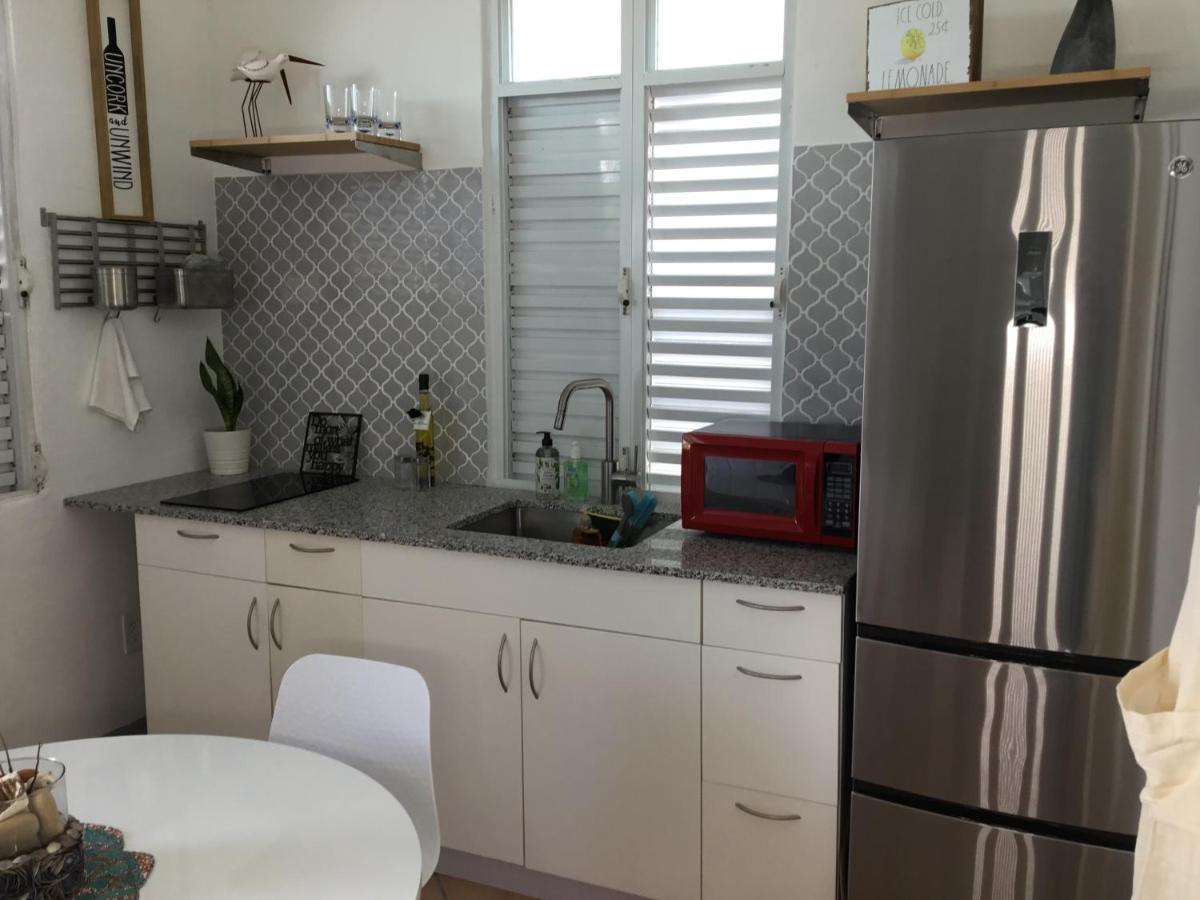 One Bedroom Apt 30 Steps From Prime Beach Generator Parking Included Σαν Χουάν Εξωτερικό φωτογραφία