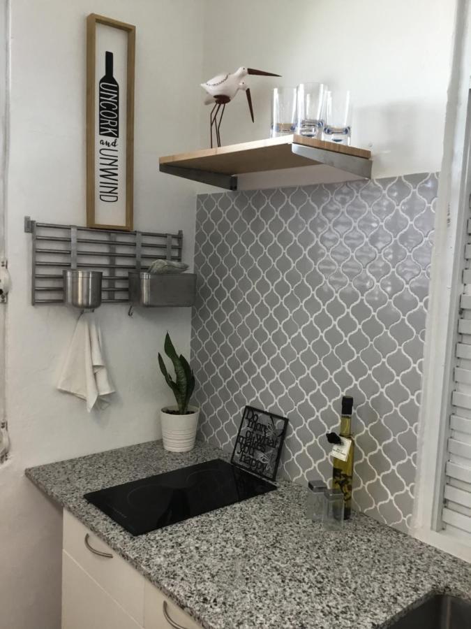One Bedroom Apt 30 Steps From Prime Beach Generator Parking Included Σαν Χουάν Εξωτερικό φωτογραφία